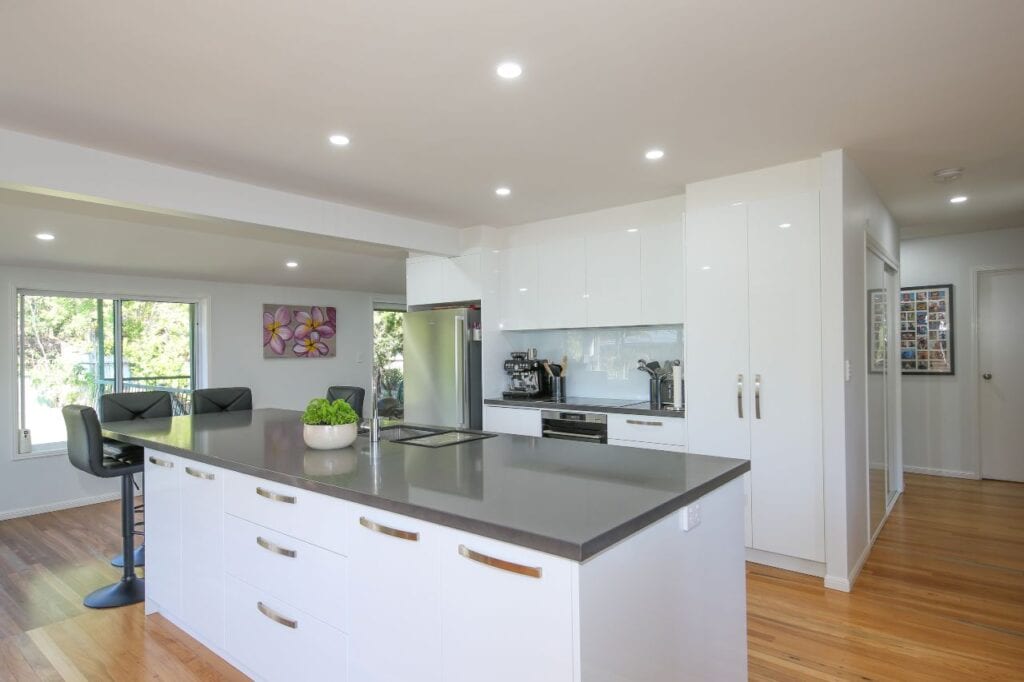 Kitchen Island Bench with Polished Wooden Floors