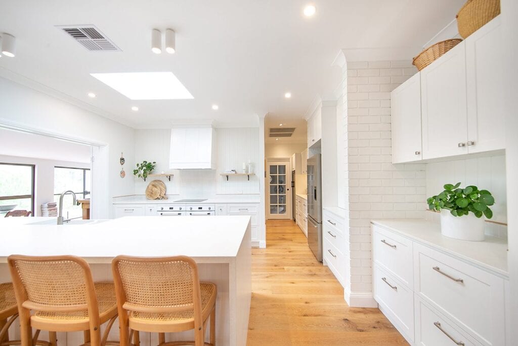 White Hamptons Style Kitchen