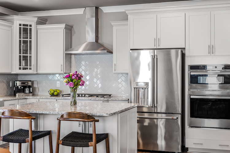 modern shaker style kitchen island bench granite benchtop white herringbone splashback